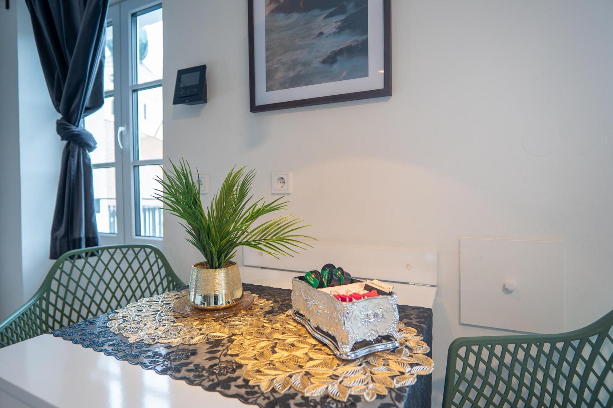 24-7 Living Room Passau - Cozy - Balcony - Kitchen Tiefenbach (Passau) Exterior foto
