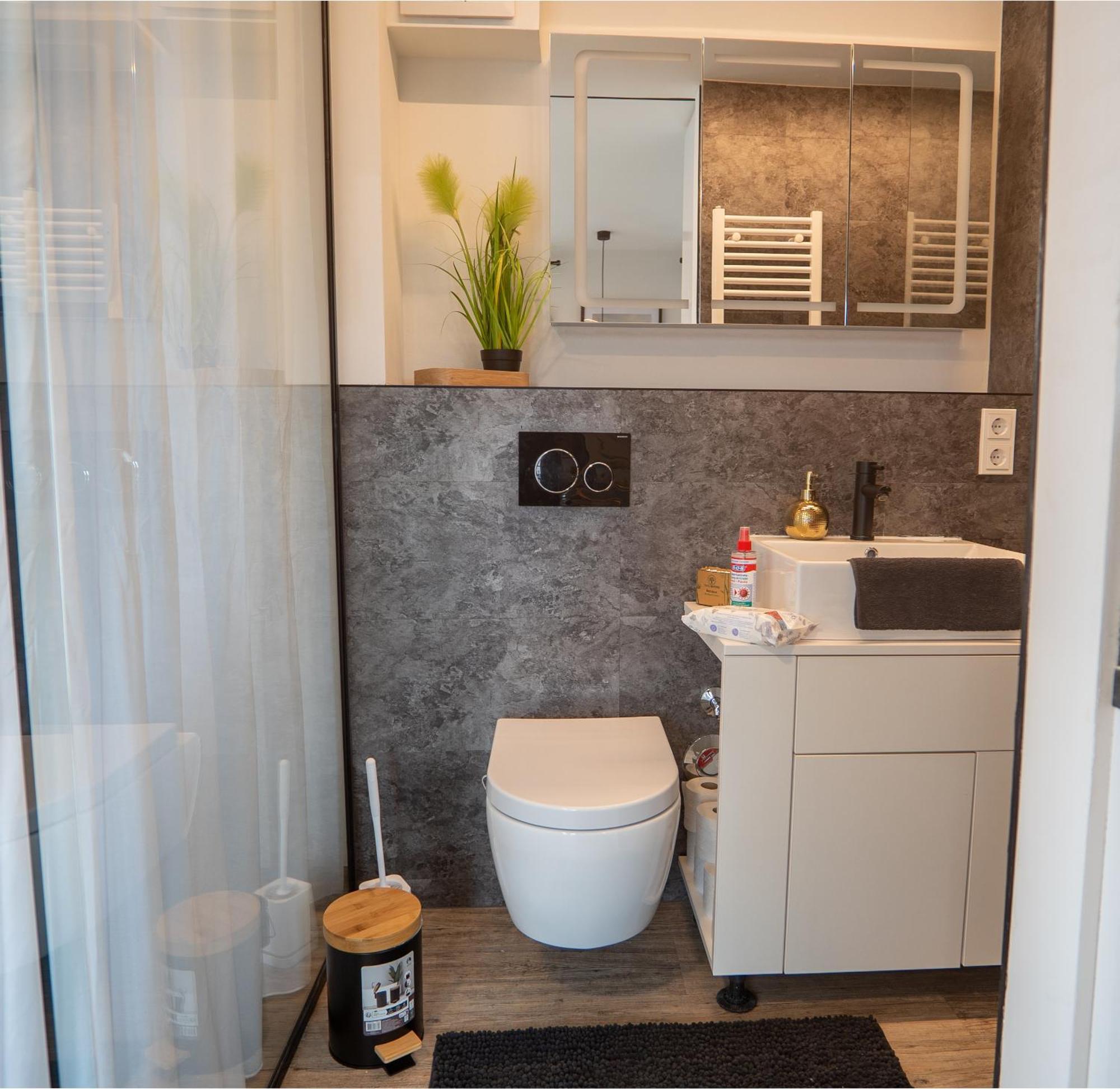 24-7 Living Room Passau - Cozy - Balcony - Kitchen Tiefenbach (Passau) Exterior foto